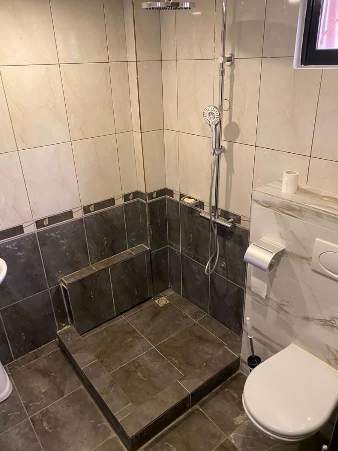 Hotel Ritzz 帕拉马里博 外观 照片